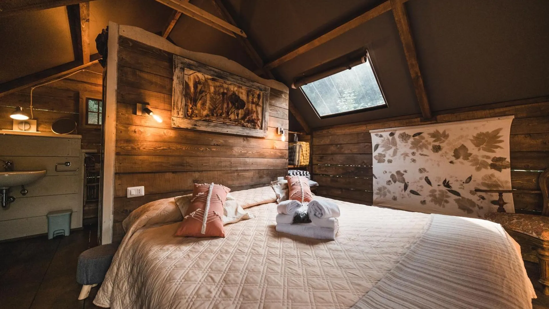 Luxury tent Glamping Pian Delle Ginestre Hotel Sassetta