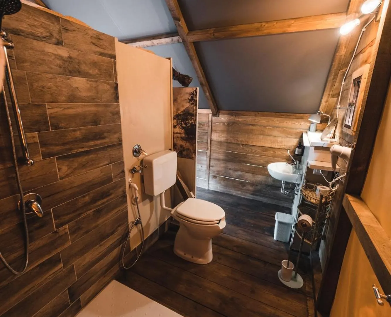 Hotel Glamping Pian delle Ginestre Sassetta Italia